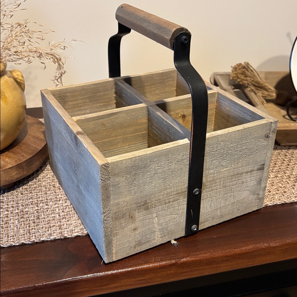 Rustic Wooden Caddy with Handle - Picture 2 of 2